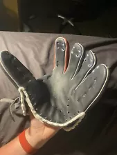 Baseball glove re-lacing