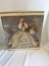 New Vintage 2000 Holiday Celebration Barbie Doll NIB Gold/White Dress Blonde