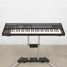 Yamaha DX7 61-Key Digital FM Synthesizer Keyboard w/ A&S Road Case #48391