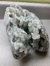 Geode Quartz Crystal Gray Gem Mineral Specimen Rock White Large Display