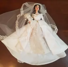 Elizabeth Taylor Gorgeous Father of the Bride Movie Barbie Collector Doll