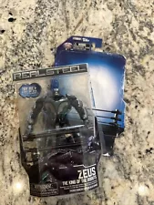 Real Steel Jakks Pacific Zeus EFX Light Up Action NEW BUT DAMAGED PACKAGING