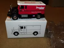 ERTL Collectibles Dunbar Armored Truck Bank 1:32 Scale #21383P