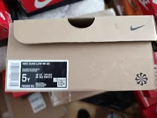 NIKE BOY SIZE 5 BOX FOR SALE