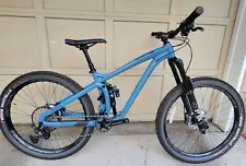 Jamis Hardline A1 mountain bike small 15.5" smoke blue