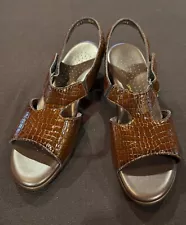 Women's SAS Tripad Comfort Suntimer-C Brown Croc Sandals 1896-184 Size 8 1/2 N