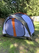 REI Kingdom 8 Tent + Footprint EUC No Holes or Tears. Works Great