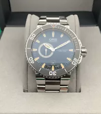 ORIS Aquis Small Second 46mm Automatic Dive Watch 01 743 7673 4159 W/ Box Papers