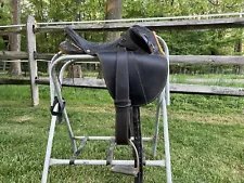 DOWN UNDER LONG REACH ENDURANCE SADDLE