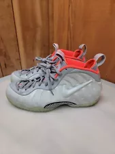 Nike Air Foamposite Pro size 13 Pure Platinum 616750-003 Glow in the Dark