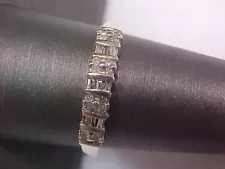 VINTAGE NATURAL .40CTW ROUND AND BAGUETTE CUT DIAMOND BAND RING 10K WHITE GOLD