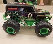 Monster Jam Spin Master Large Grave Digger RC Truck BKT Tires No Remote