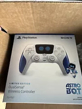 Astro Bot Limited Edition DualSense Controller for Sony PS5 ðµðµ IN HAND