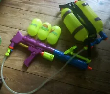 Vtg 1992 Larami Super Soaker 300 Water Gun w/ Backpack #9930-0 TheBigOne-works