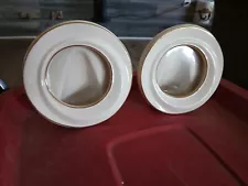 2x ROUND LENOX IVORY Color WITH 24K GOLD TRIM PICTURE FRAME Pictures B3