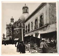 Photograph Hugo Brehme, Mexico, view Guadalupe, El mercado del Templo del Po