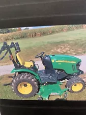 john deere 2320 compact tractor w/62 inch mower Approx 1300 hours 4x4