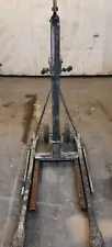 512A LIFT, MANUALLY OPERATED MATERIAL LIFT, 500 LB LOAD, 12' MAX LIFTING, 690 N