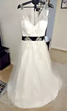 Wedding Dress Dere Kiang Size 18 Style 11158 (G-00113)