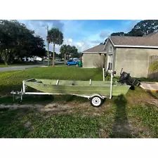 Aluminum Jon Boat 1998 15ft x 4ft 15 HP Evinrude