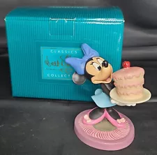 Disney Classics Collection Minnie Mouse Holding cake “ For My Sweetie”