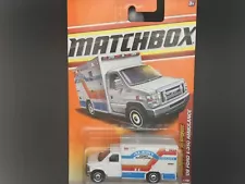 Matchbox sealed long card 2008 Ford E-350 Ambulance white combine postage