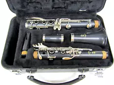 Yamaha 255 Clarinet w/ Hard Case