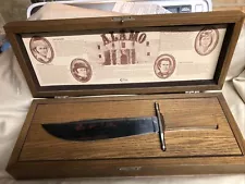 Case XX 1986 Alamo Commemorative Bowie Knife & Oak Wd Display Box & Storage Area