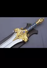 S1706 WOW WORLD OF WARCRAFT ALLIANCE RYAN KING LION HEAD CREST SWORD GOLD 43"