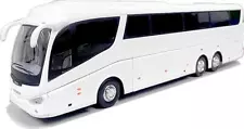 Super Coach Autobus White 1/50 Diecast Model by Cararama