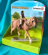 Schleich EVENTING Rider Set Palomino Tennessee Walker Horse 13833 Saddle NEW LOT