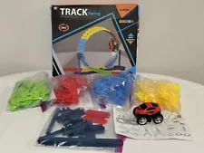 Track Racing Toy 3+ with green, blue, red and yellow tracks