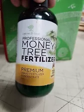 Professional Liquid Pothos Plant Fertilizer | 3-1-2 Concentrate for Epipremnums