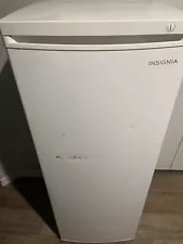 Insignia upright freezer