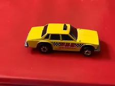 Hot Wheels Taxi (Chevy Malibu), Yellow, 1982, Gold Hot Ones, USA Taxi Service