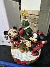 14” Disney parks christmas mickey's tree farm med Big Fig Figure Minnie Box