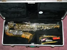 Antique Vintage BUNDY II Sax Saxophone + Mouthpiece + Case