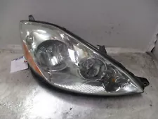 2006-2010 Toyota Sienna Passenger RH Head Light Lamp OEM (For: 2006 Toyota Sienna)