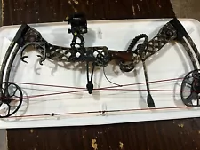 Mathews Creed XS Right Hand-70lb 28 1/2 “ Draw -8 Arrows See description