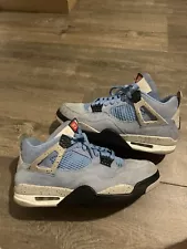 Size 10.5 - Jordan 4 Retro University Blue ( UNC)