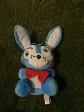 2016 Funko Five Nights At Freddys FNAF Blue Toy Bonnie Plush Hot Topic Exclusive