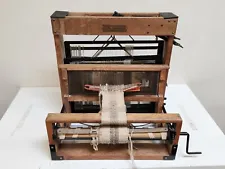 Vintage 1940s Structo Artcraft Tabletop Weaving Loom 14" Wood 18"Wx20"Dx18"T
