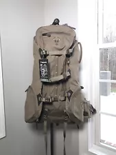 Badlands 2200 Backpack Mud Hunting Hiking Backpacking NEW $400