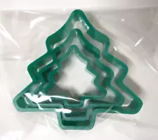 Christmas Tree Shaped Cookie Cutters Green Plastic 3 Sizes 4.5", 3.5", 2.5"