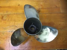 Mercury Fury 25 Pitch Right Hand Propeller