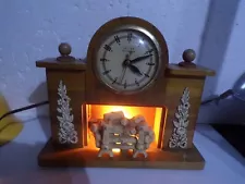 Vintage UNITED Self Starting Wood Fireplace Electric Mantle Clock Works Great