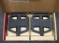 Specialized Bennies Platform Bicycle Pedals 0912-2200 9/16"