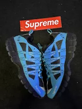 Size 9.5 - Nike Supreme x Air Humara 17 Blue