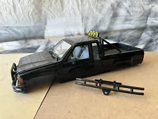 RC4WD 1987 Toyota XtraCab Hard Body Black Back to the future