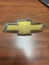 CHEVROLET SUBURBAN TAHOE FRONT EMBLEM LOGO 2015 2015 2016 2017 2018 2019 2020